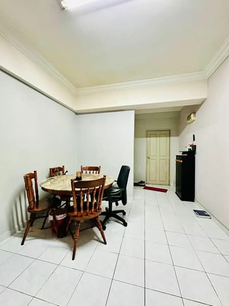 Condominium for Sale at Forest Green - Alwyn Lee - Dining Room - PropertyGuru.com.my