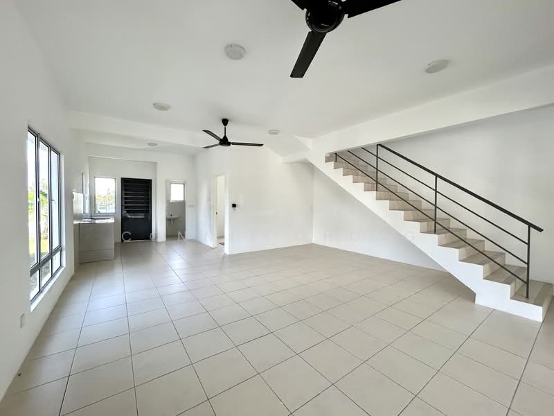 Rumah Teres 2-Tingkat untuk Dijual di Seremban (Negeri Sembilan) - Connie Chong - Living Room - PropertyGuru.com.my