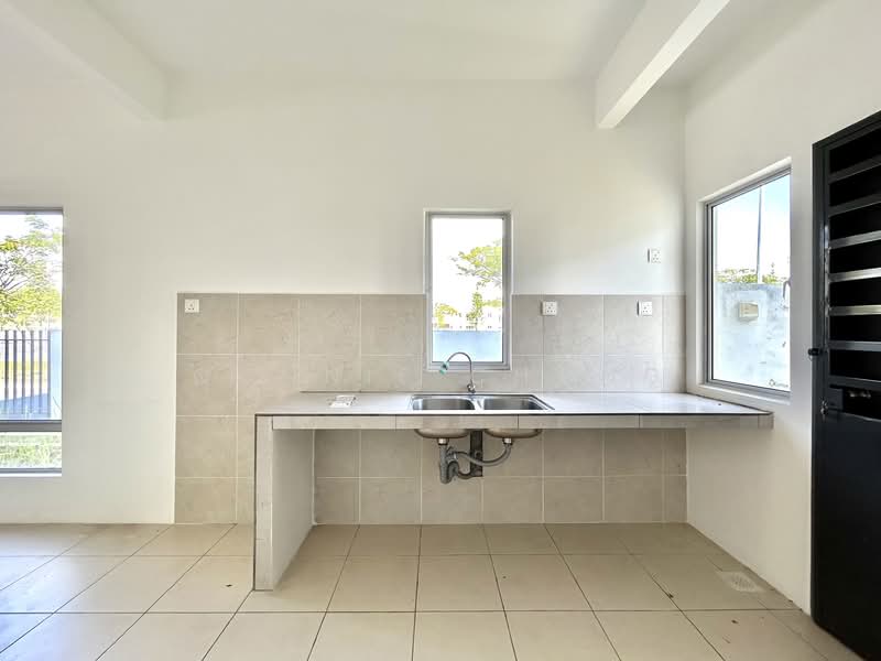 Rumah Teres 2-Tingkat untuk Dijual di Seremban (Negeri Sembilan) - Connie Chong - Kitchen - PropertyGuru.com.my