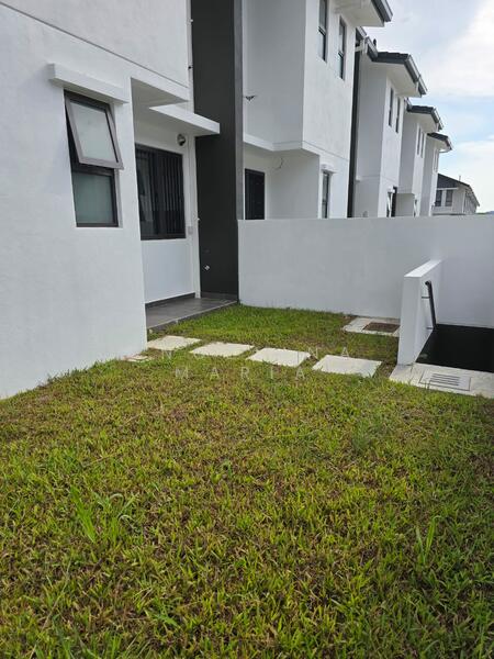 2-storey Terraced House for Sale in Elmina (Shah Alam) - Angelina Maria - Exterior - PropertyGuru.com.my