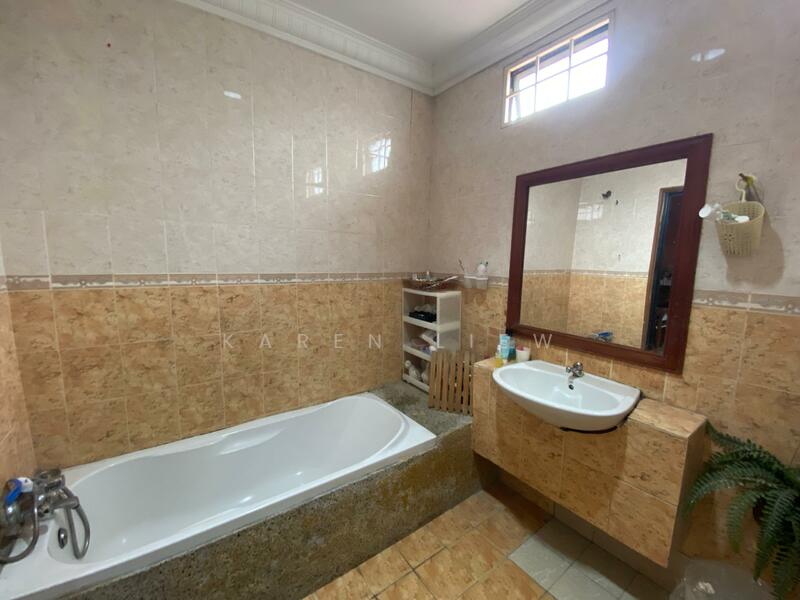 For Sale - Ukay Perdana