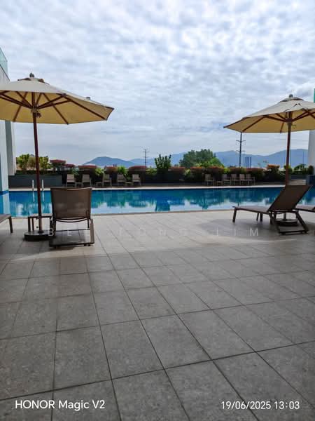Kondominium untuk Dijual di Mulberi - Bee Fong Lim - Pool - PropertyGuru.com.my