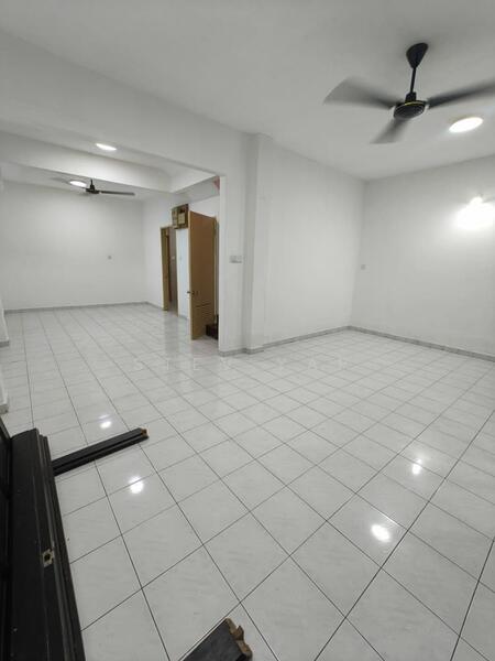 For Rent - Taman Regent