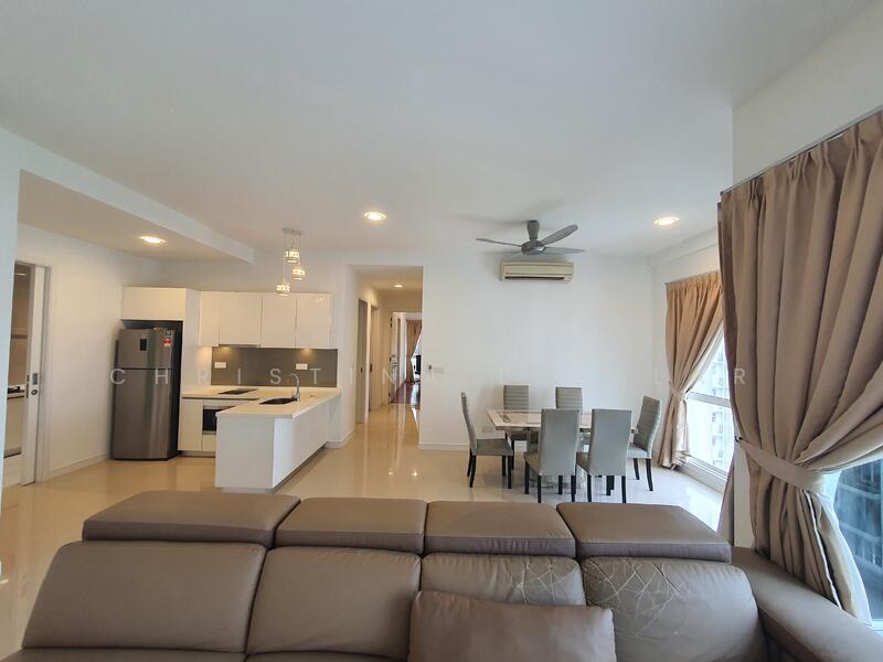 Hall & Dining open concept