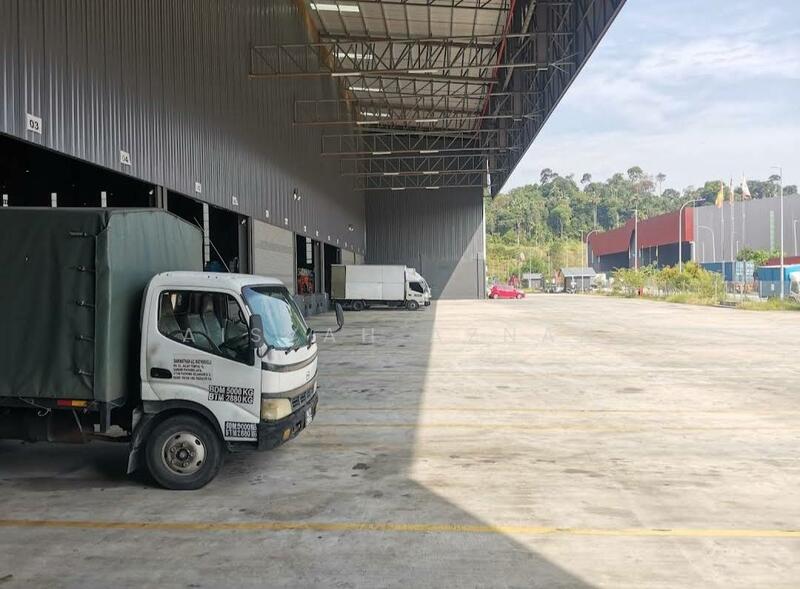 Warehouse for Rent in Seksyen U10 (Shah Alam) - Aisyah Aznan - Exterior - PropertyGuru.com.my
