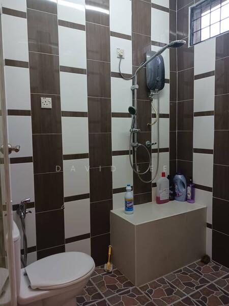 Rumah Banglo untuk Dijual di Taman Markisah (Bukit Mertajam) - David Lee - Bathroom - PropertyGuru.com.my
