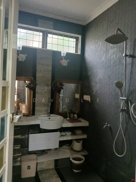 Rumah Banglo untuk Dijual di Taman Markisah (Bukit Mertajam) - David Lee - Bathroom - PropertyGuru.com.my