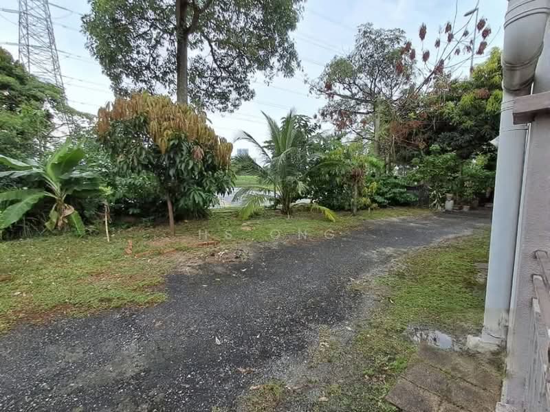 2-storey Terraced House for Sale in Klang (Selangor) - HS Ong - Exterior Side Land - PropertyGuru.com.my