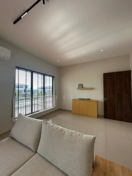 Rumah Bandar untuk Disewa di Eco Ardence (Setia Alam) - Lim Lee Lee - Living Room - PropertyGuru.com.my