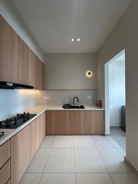 Rumah Bandar untuk Disewa di Eco Ardence (Setia Alam) - Lim Lee Lee - Kitchen - PropertyGuru.com.my