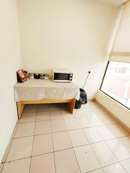 Office for Rent in Bandar Sunway (Sunway) - Jordan . - Kitchen - PropertyGuru.com.my