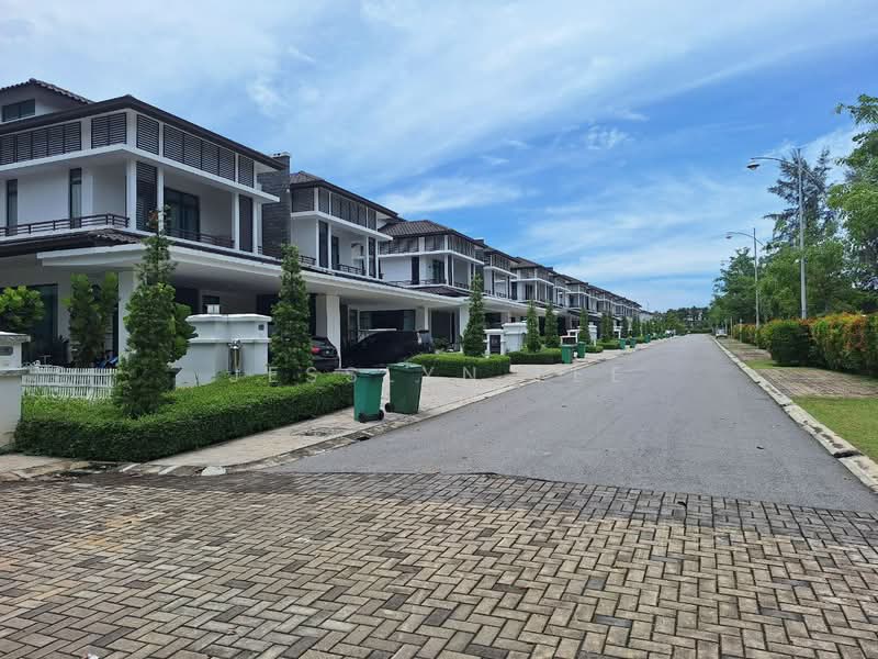 Semi-Detached House for Sale in Eco Majestic (Semenyih) - Jesslyn Lee - Exterior - PropertyGuru.com.my