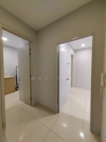 Service Residence for Rent at Tropicana Gardens - Max Tan - Corridor - PropertyGuru.com.my