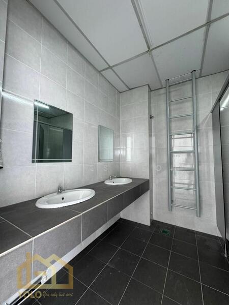 Semi-D Factory for Rent in Klang (Selangor) - James Teoh - Bathroom - PropertyGuru.com.my
