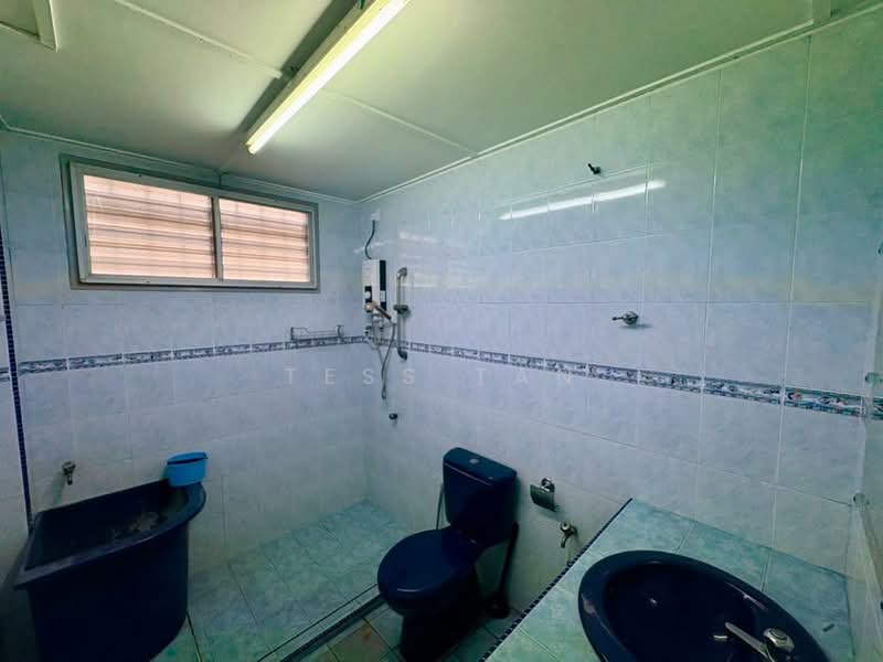 2-storey Terraced House for Sale in Taman Kepong (Kepong) - Tess Tan - Bathroom - PropertyGuru.com.my