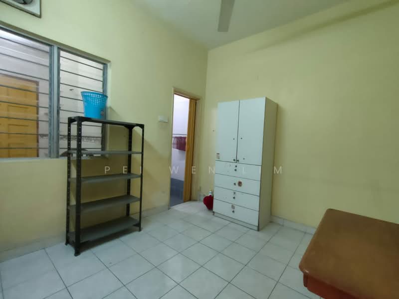 Terraced House for Sale in Bandar Botanic (Klang) - Pei Wen Lim - Bedroom - PropertyGuru.com.my