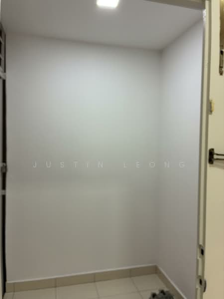 Apartment for Sale at Melur Apartment - Justin Leong - Corridor - PropertyGuru.com.my