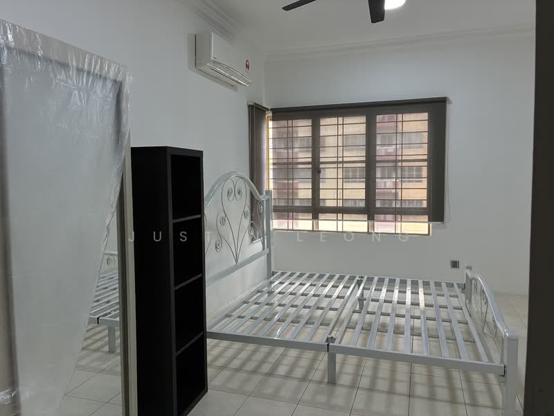 Apartment for Sale at Melur Apartment - Justin Leong - Bedroom - PropertyGuru.com.my