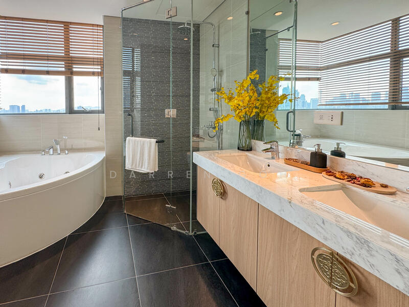 Kondominium untuk Dijual di Capella Embassy (D'Rapport Residences) - Darren Goh - Bathroom - PropertyGuru.com.my