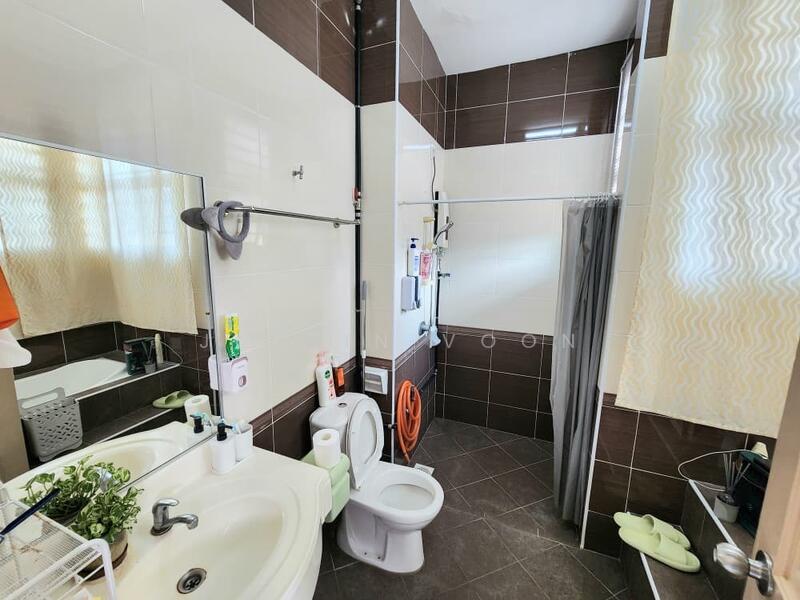 Terraced House for Sale in Taman Seri Bukit Segambut (Batu) - Justin Voon - Bathroom - PropertyGuru.com.my