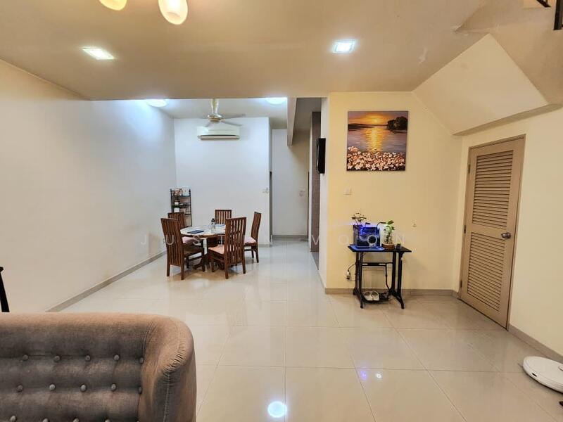 Terraced House for Sale in Taman Seri Bukit Segambut (Batu) - Justin Voon - Living Room - PropertyGuru.com.my