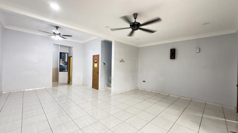 2-storey Terraced House for Sale in Bandar Damai Perdana (Cheras) - Karen Liew - Living Room - PropertyGuru.com.my