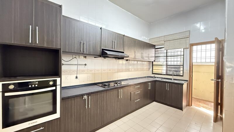 2-storey Terraced House for Sale in Bandar Damai Perdana (Cheras) - Karen Liew - Kitchen - PropertyGuru.com.my