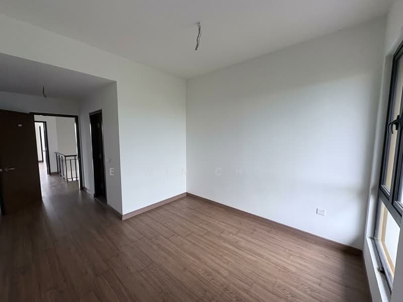 2-storey Terraced House for Sale in Bandar Bukit Raja (Klang) - Elwin Chok - Corridor - PropertyGuru.com.my