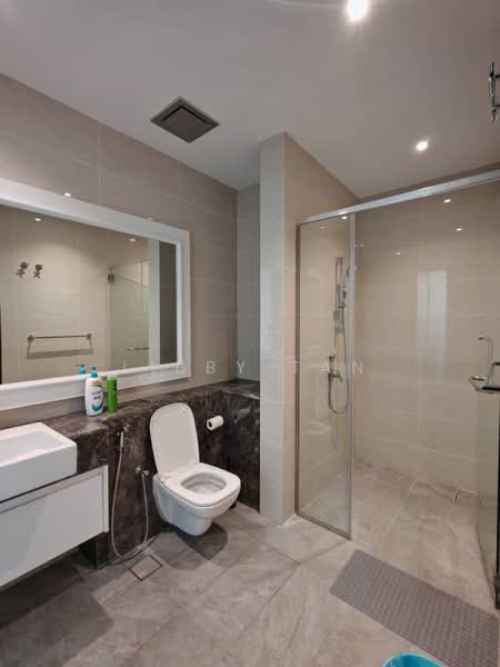 Servis Apartment untuk Disewa di The Manor - Libby Tan - Bathroom - PropertyGuru.com.my