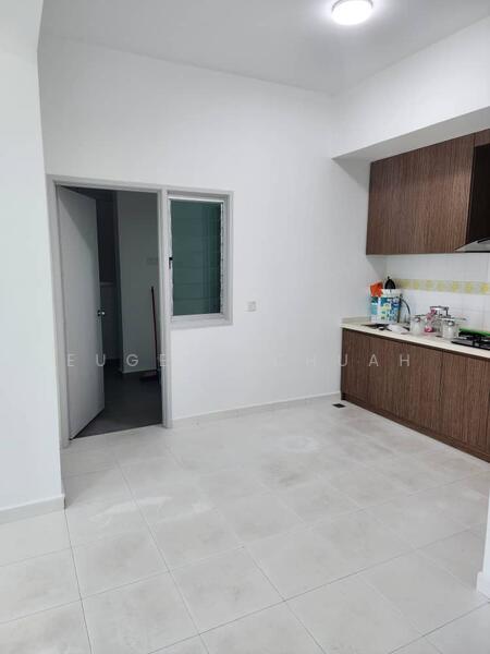 The Golden Triangle Condominium untuk Untuk Disewa - RM 1,800 /bulan, Mac 2026 - Kitchen - PropertyGuru.com.my