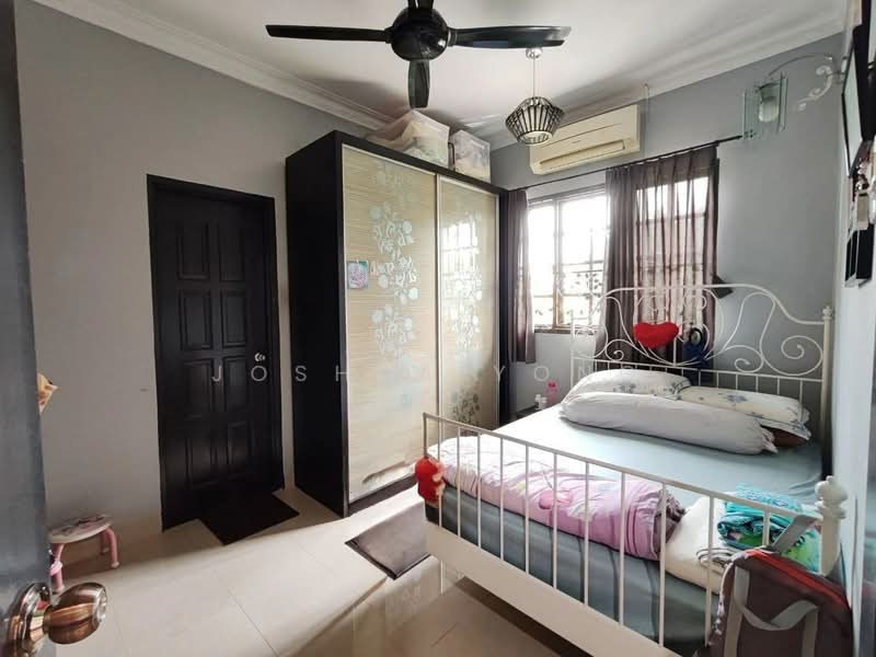 Semi-Detached House for Sale in Kajang (Selangor) - Joshua Yong - Bedroom - PropertyGuru.com.my