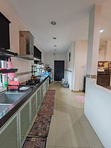Semi-Detached House for Sale in Kajang (Selangor) - Joshua Yong - Kitchen - PropertyGuru.com.my