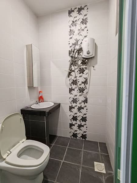 Semi-Detached House for Sale in Kajang (Selangor) - Joshua Yong - Bathroom - PropertyGuru.com.my