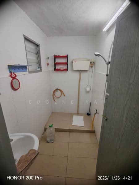 Rumah Teres 1-Tingkat untuk Dijual di Taman Ehsan (Kepong) - Eugene Yap - Bathroom - PropertyGuru.com.my