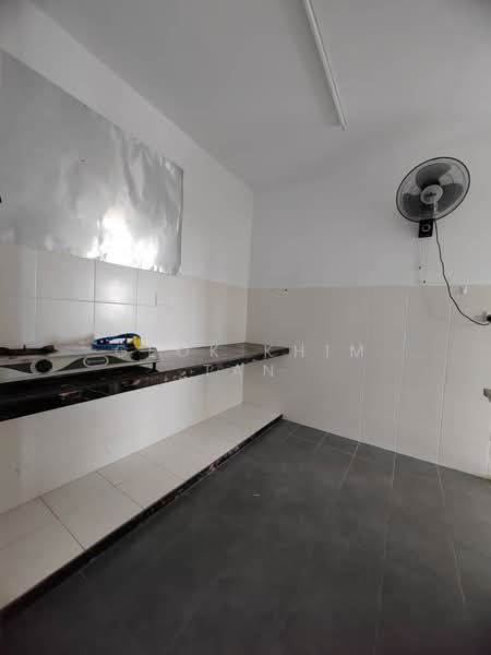Apartment for Sale at Residensi Laguna Biru 2 - Geok Khim Tan - Kitchen - PropertyGuru.com.my