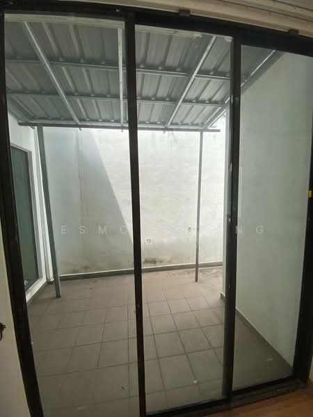 3-storey Terraced House for Sale in Batu Caves (Selangor) - Desmond Tang - Balcony - PropertyGuru.com.my
