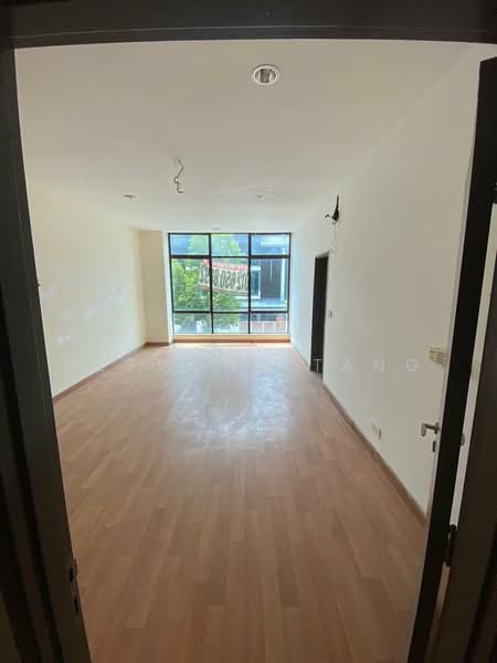 3-storey Terraced House for Sale in Batu Caves (Selangor) - Desmond Tang - Living Room - PropertyGuru.com.my