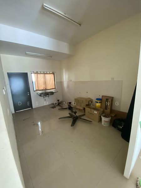 3-storey Terraced House for Sale in Batu Caves (Selangor) - Desmond Tang - Kitchen - PropertyGuru.com.my