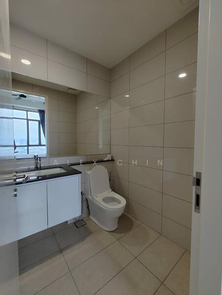 Service Residence for Sale at The Park Sky Residence - Alex Chin - Bathroom - PropertyGuru.com.my