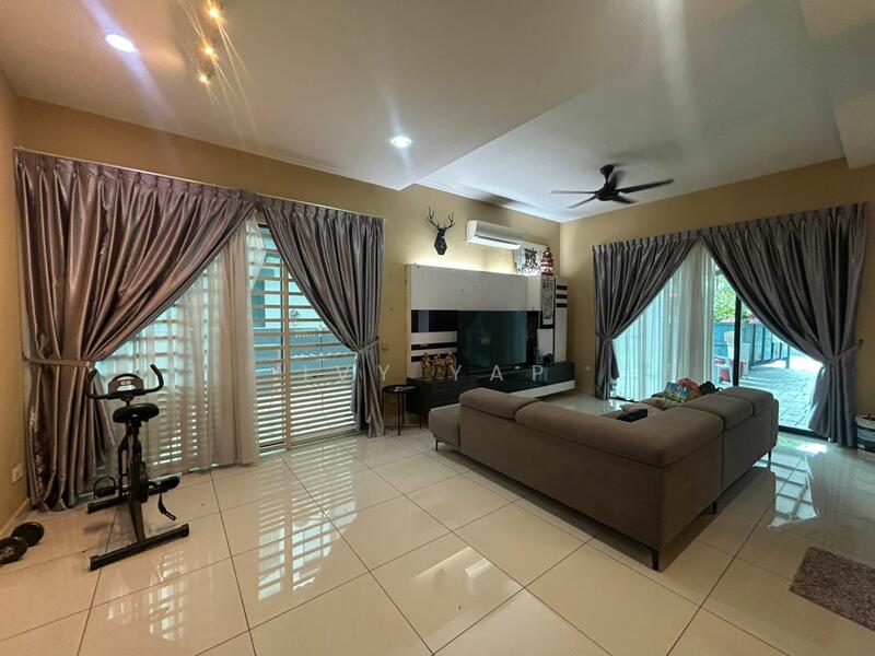 Untuk Disewa - Sanctuary Court