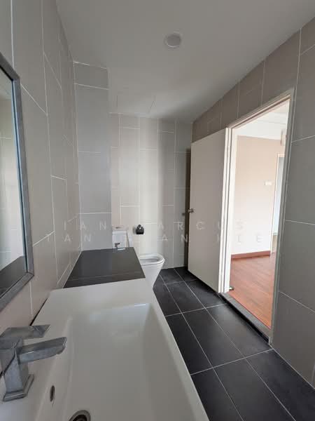 Condominium for Sale at The Andes Condo Villa @ Bukit Jalil - Ian Marcus Tan Guan Hee - Bathroom - PropertyGuru.com.my