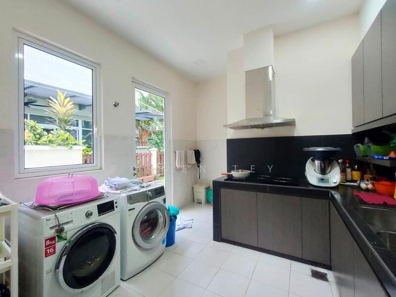 Bungalow for Sale in Setia Eco Park (Setia Alam) - Steven Tey - Kitchen - PropertyGuru.com.my