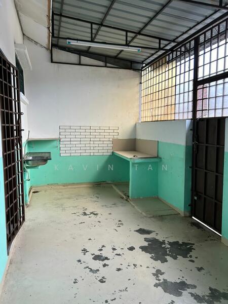 1-storey Terraced House for Sale in Pasir Gudang (Johor) - Kavin Tan - Kitchen - PropertyGuru.com.my