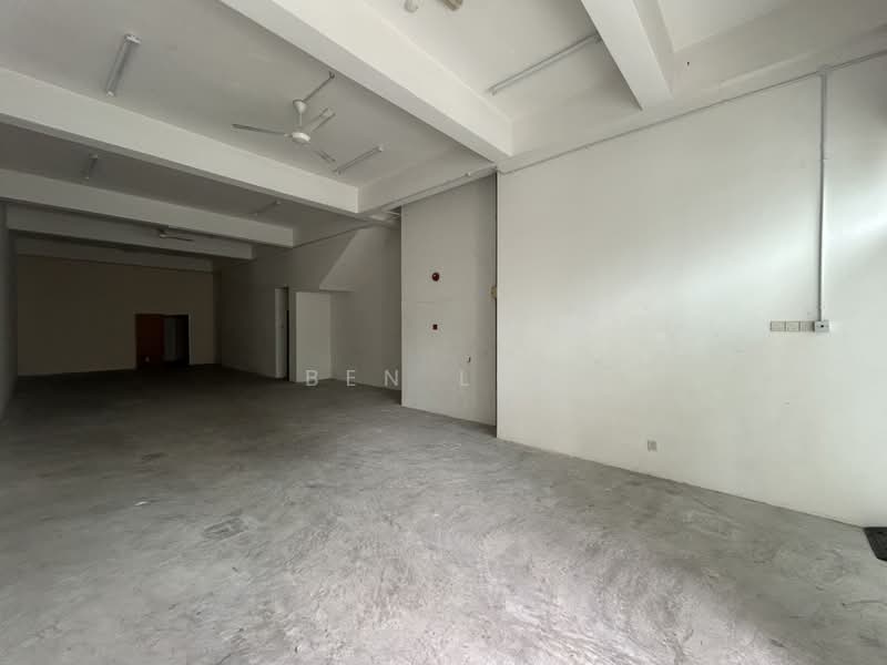 Shop / Office for Rent in Kampung Sungai Kayu Ara (Petaling Jaya) - Ben Lor - Interior - PropertyGuru.com.my