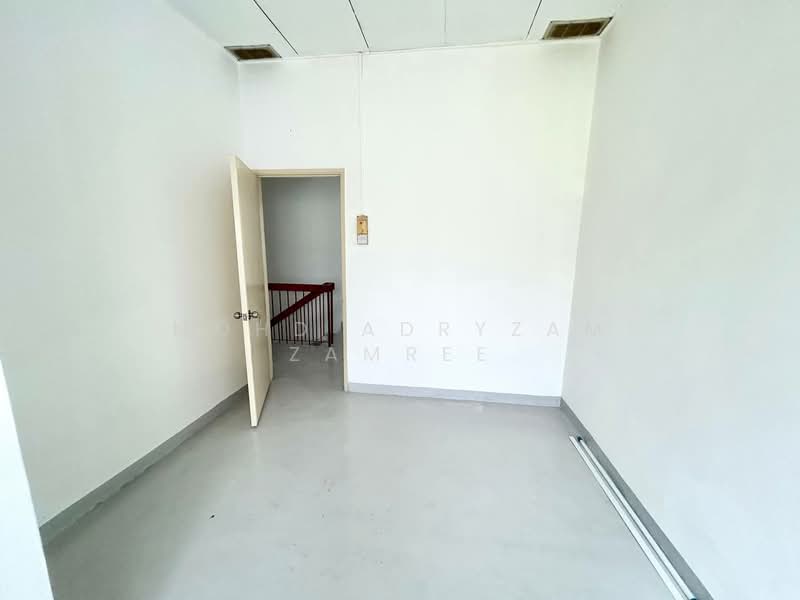 2-storey Terraced House for Sale in Seksyen 7 (Shah Alam) - Mohd Adryzam - Interior - PropertyGuru.com.my
