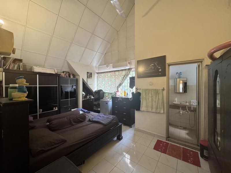 2-storey Terraced House for Sale in Gasing Indah (Petaling Jaya) - J. Paul - PropertyGuru.com.my