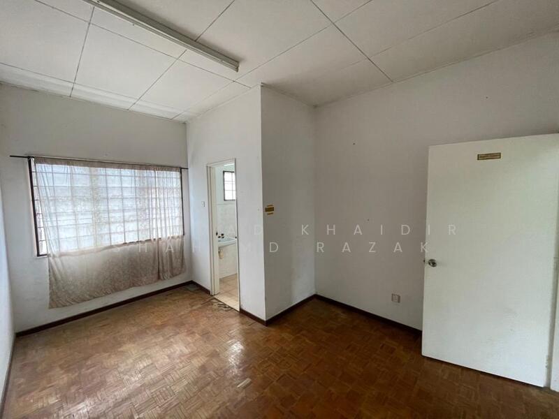 Rumah Teres untuk Dijual di Taman Pinggiran Senawang (Sungai Gadut) - Mohamad Khaidir Shah Md Razak - Bedroom - PropertyGuru.com.my