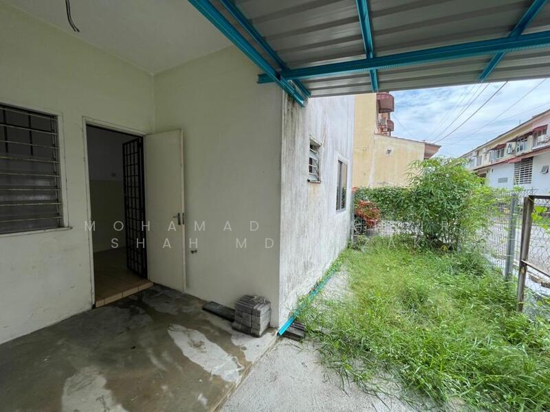 Rumah Teres untuk Dijual di Taman Pinggiran Senawang (Sungai Gadut) - Mohamad Khaidir Shah Md Razak - Exterior - PropertyGuru.com.my