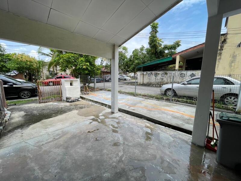 Rumah Teres untuk Dijual di Taman Pinggiran Senawang (Sungai Gadut) - Mohamad Khaidir Shah Md Razak - Exterior - PropertyGuru.com.my