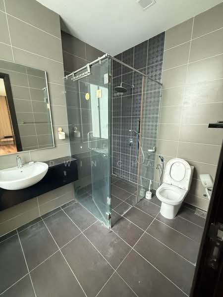 Semi-Detached House for Sale in Bandar Kinrara (Selangor) - Edwin Chang - Bathroom - PropertyGuru.com.my